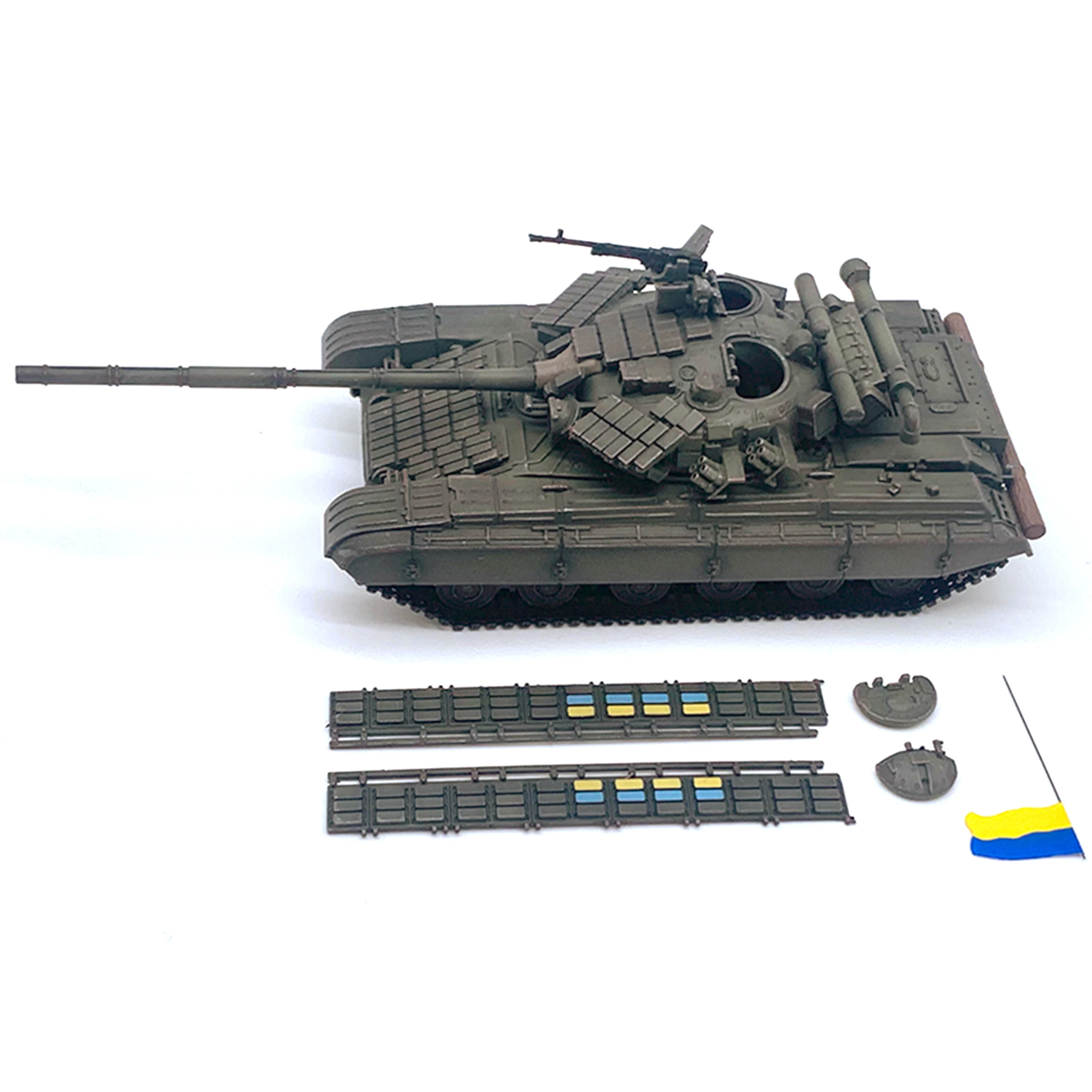 1:72 Scale Ukrainian T-64BV Tank Model 2 1:72 Scale Ukrainian T-64BV Tank Model - Image 2