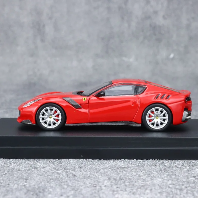 1:64 Scale Ferrari F12 TDF Diecast Model 4 1:64 Scale Ferrari F12 TDF Diecast Model - Image 4