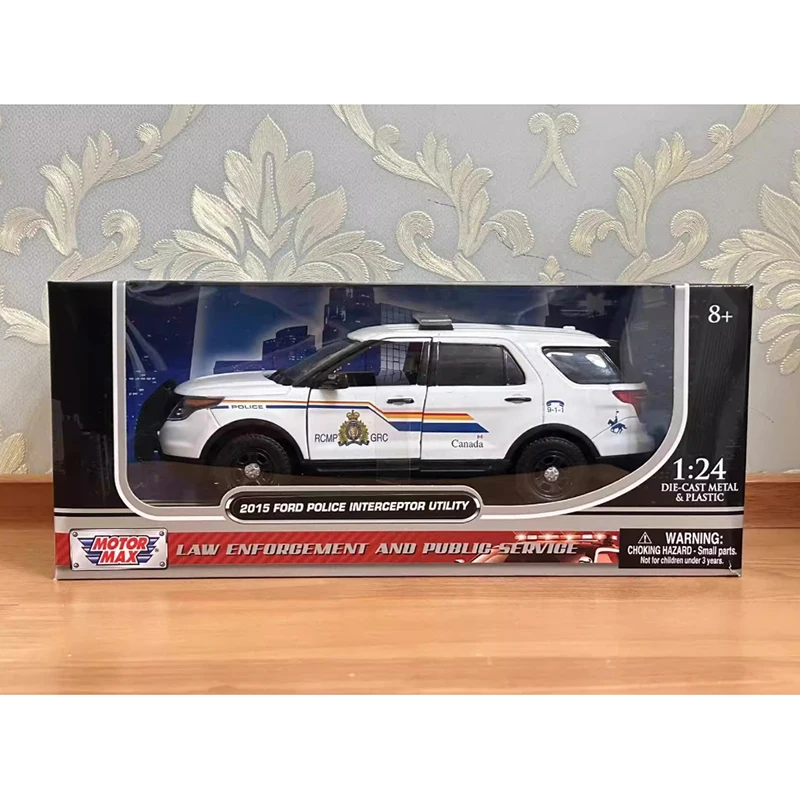 2010 Crown Victoria Police Interceptor Diecast Model 5 2010 Crown Victoria Police Interceptor Diecast Model - Image 5