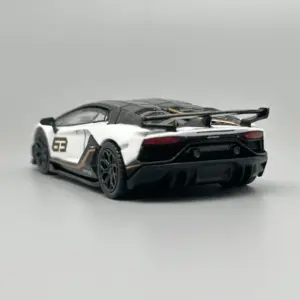1:64 Scale Lamborghini Aventador SVJ 63 Model 11 Sd3ef928d7c744f80a6222b0e7a7886f06