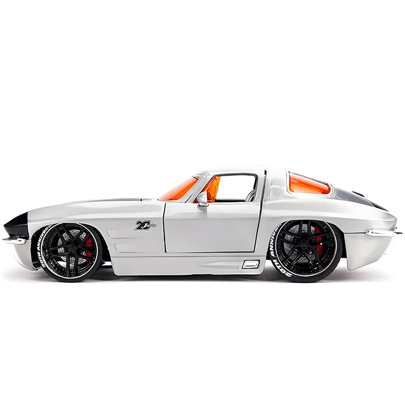 JADA 1:24 Diecast Corvette Sting Ray Model 2 JADA 1:24 Diecast Corvette Sting Ray Model - Image 2