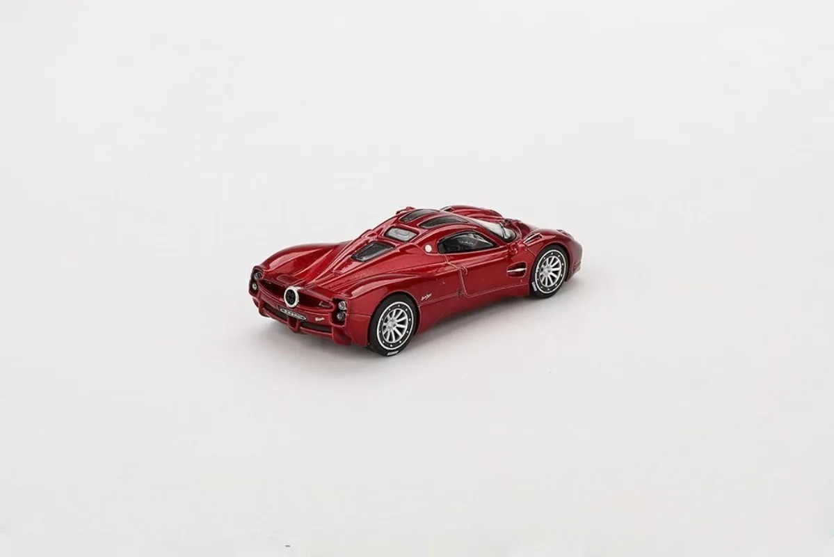 BBR Diecast 1/64 Scale Pagani Utopia Model 3 BBR Diecast 1/64 Scale Pagani Utopia Model - Image 3