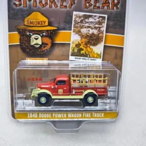 1946 Dodge Fire Truck 1:64 Scale Model 4 Sd5bcb7a3eafc4078bff1fc07067c0645o