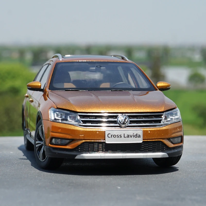 1:18 Scale Cross Lavida Diecast Model Car 3 1:18 Scale Cross Lavida Diecast Model Car - Image 3