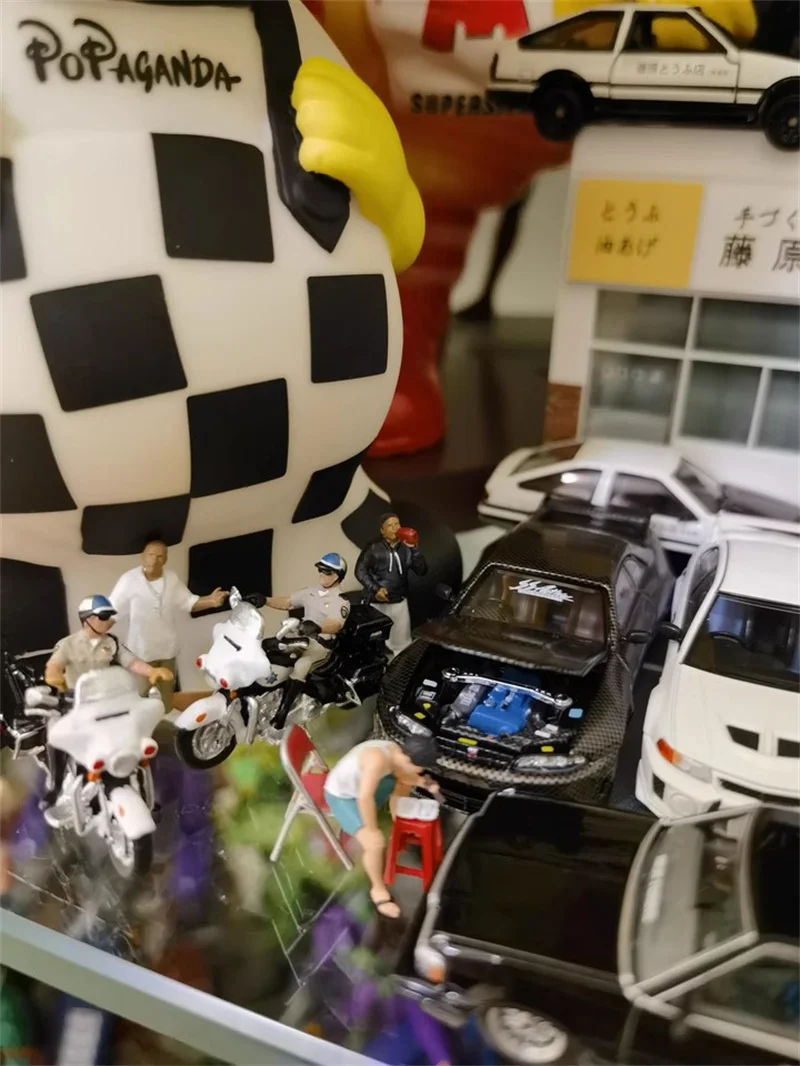 1/64 Scale Modern Highway Patrol Model Set 5 1/64 Scale Modern Highway Patrol Model Set - Image 5