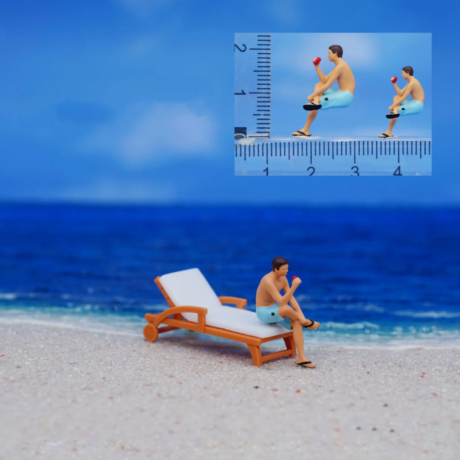 Resin Beach Diorama with Miniature Figures 8 Resin Beach Diorama with Miniature Figures - Image 8