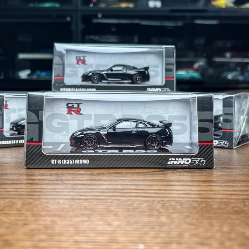 1:64 Scale Nissan GT-R R35 NISMO Model 6 1:64 Scale Nissan GT-R R35 NISMO Model - Image 6