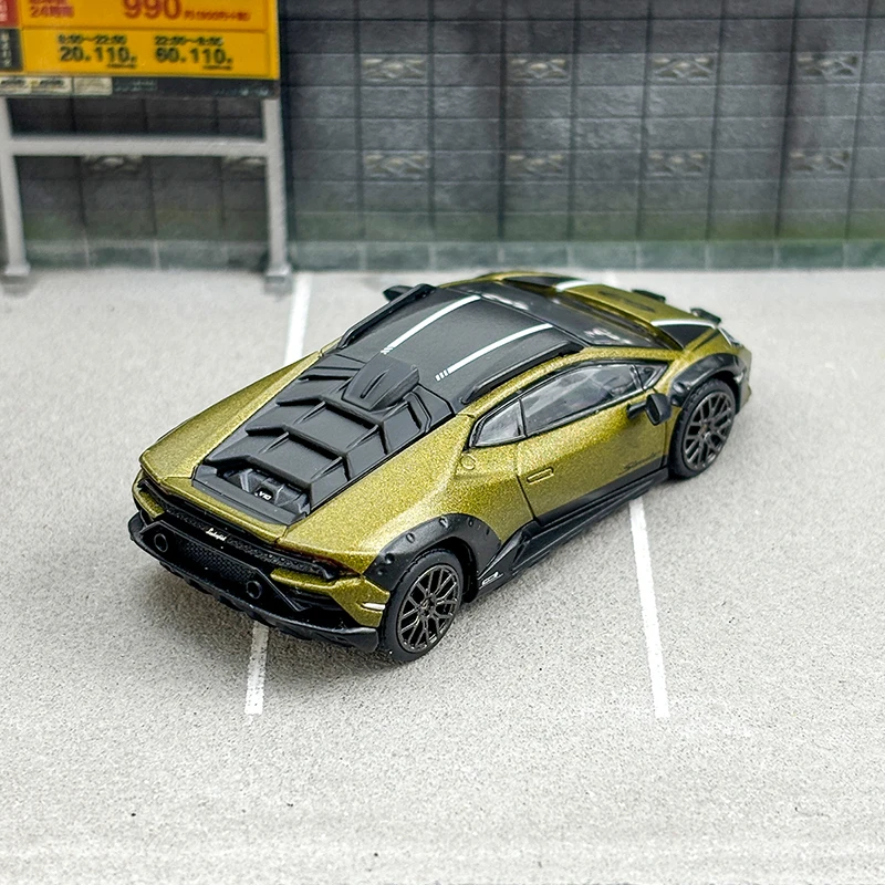 Diecast 1/64 Scale Lamborghini Huracan Sterrato 5 Diecast 1/64 Scale Lamborghini Huracan Sterrato - Image 5