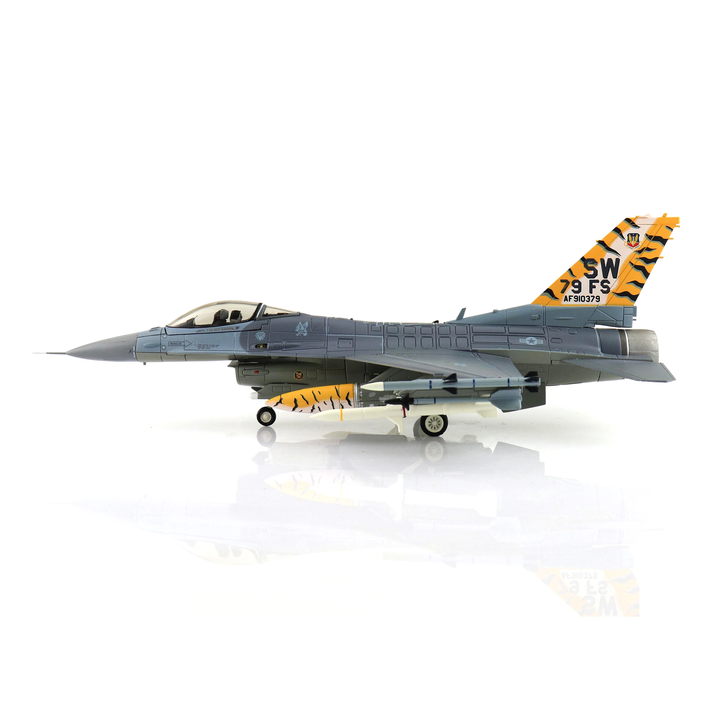 F-16C Fighter Jet Diecast Model 1:72 Scale 3 F-16C Fighter Jet Diecast Model 1:72 Scale - Image 3
