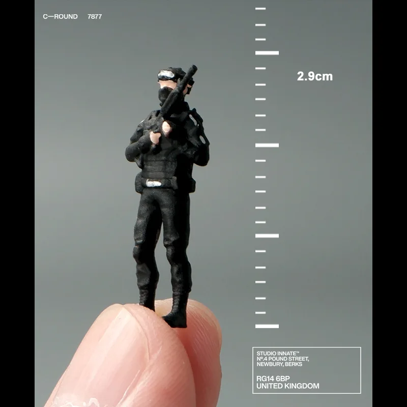 1/64 Scale Tactical Police Miniature Figures Set 2 1/64 Scale Tactical Police Miniature Figures Set - Image 2