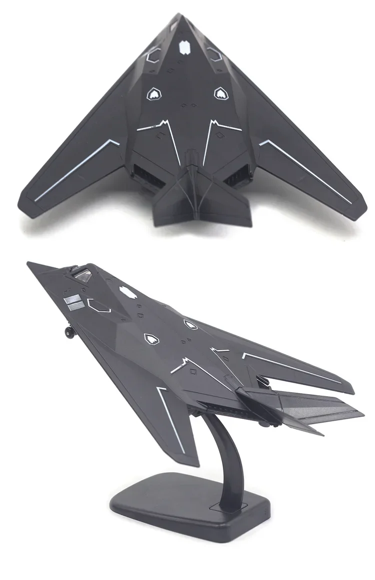 American Nighthawk F-117A Diecast Model Aircraft 6 American Nighthawk F-117A Diecast Model Aircraft - Image 6