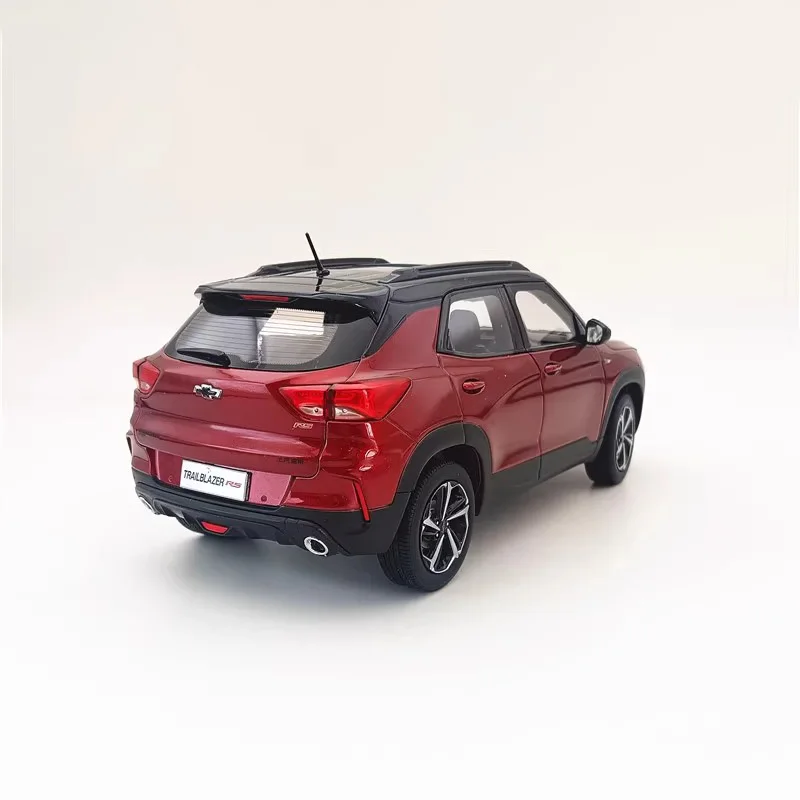 Trailblazer RS 1:18 Scale Diecast Model 5 Trailblazer RS 1:18 Scale Diecast Model - Image 5