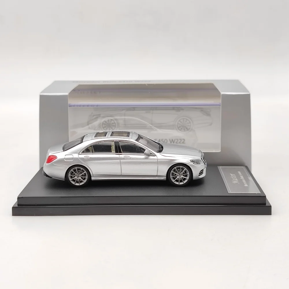 1:64 Scale Luxury Sedan Diecast Model Collection 10 1:64 Scale Luxury Sedan Diecast Model Collection - Image 10