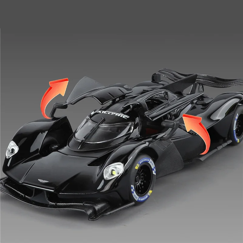 1/24 Scale Diecast Alloy Sports Car Model 5 1/24 Scale Diecast Alloy Sports Car Model - Image 5