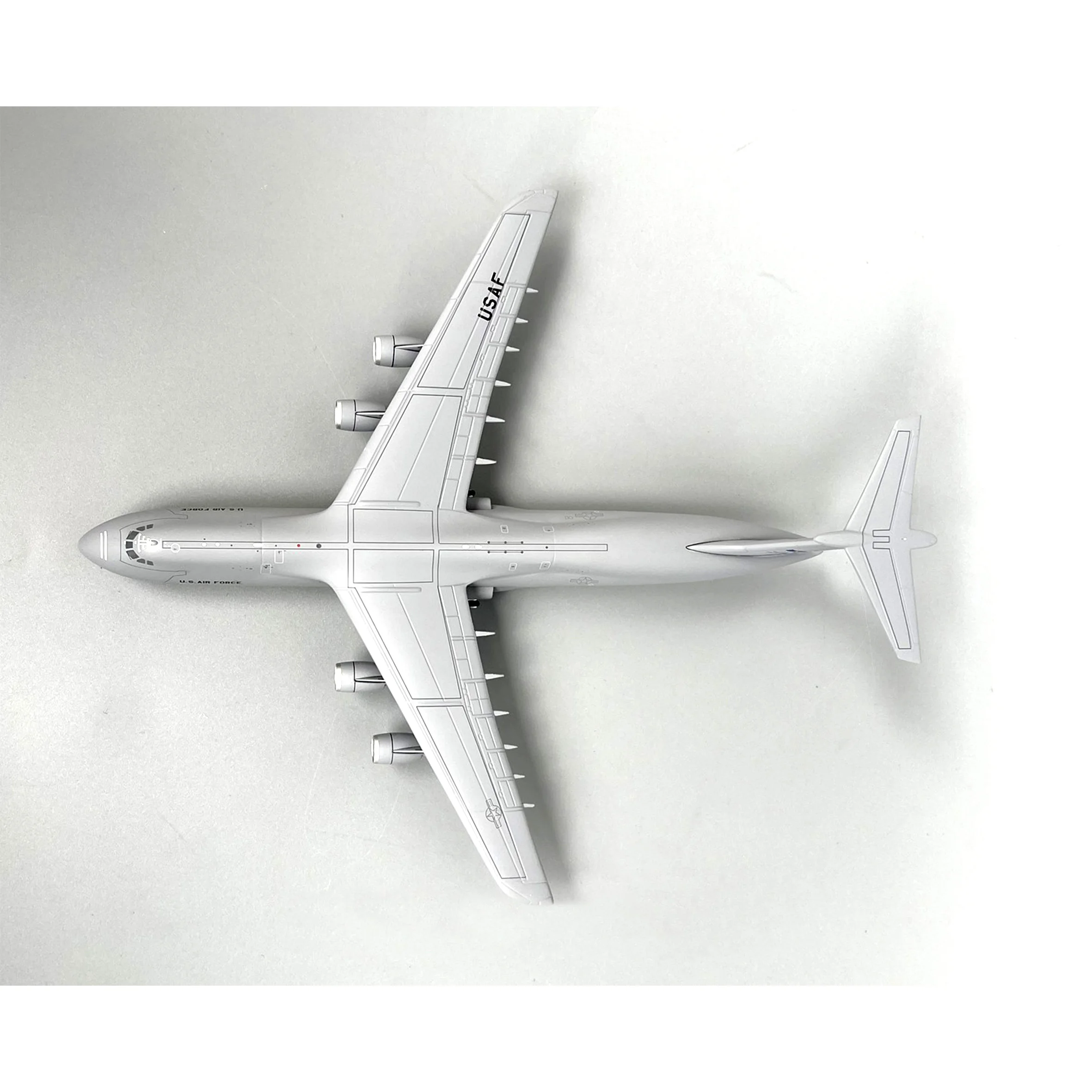 C-5M Heavy Transport Aircraft Model 1/400 Scale 5 C-5M Heavy Transport Aircraft Model 1/400 Scale - Image 5