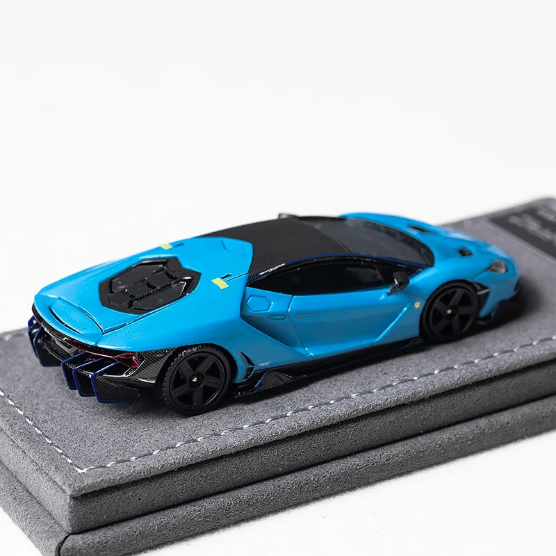 CentenaRio LP770-4 Diecast Model 1:64 Scale 6 CentenaRio LP770-4 Diecast Model 1:64 Scale - Image 6