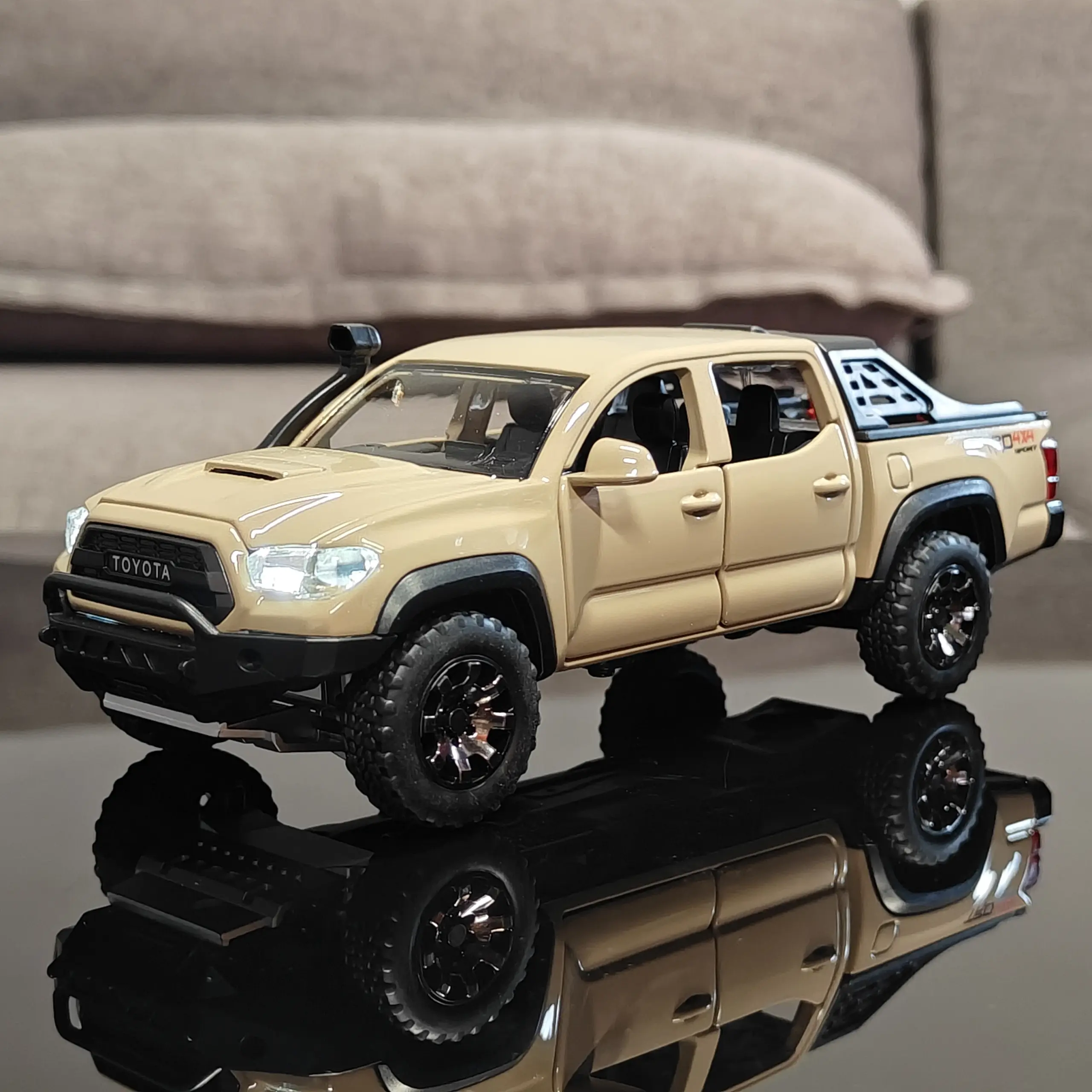 1:32 Scale Toyota Tacoma TRO Off Road Model 10 1:32 Scale Toyota Tacoma TRO Off Road Model - Image 10