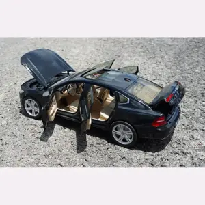 1:18 Scale Volvo S90 Luxury Die-Cast Model 10 Se0e8b63a9ff8428a960e7b7113e4e986Q