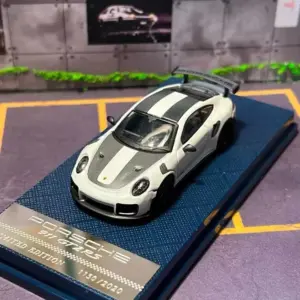 1:64 Scale Porsche 911 GT2 RS Diecast Model 11 Se1032a81d15b49e58c123837cb91ac7dw