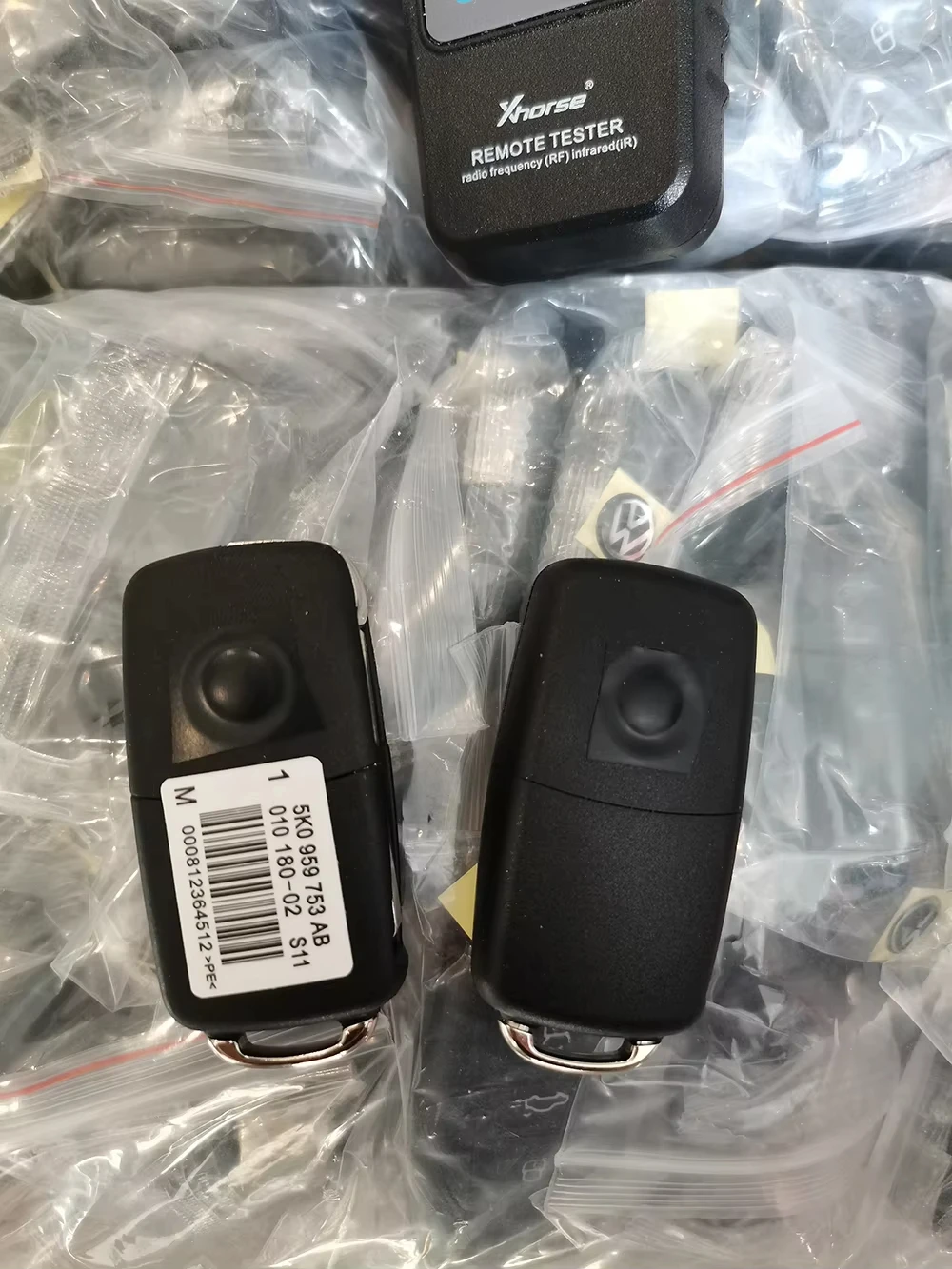 Volkswagen Remote Flip Key Shell 2011-2013 5 Volkswagen Remote Flip Key Shell 2011-2013 - Image 5