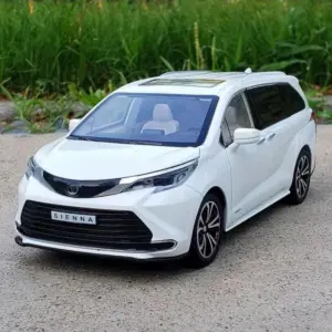 1:24 Scale Toyota Sienna Diecast Model Van 17 Se168051585fe4233a1a28dd3b42d3637O