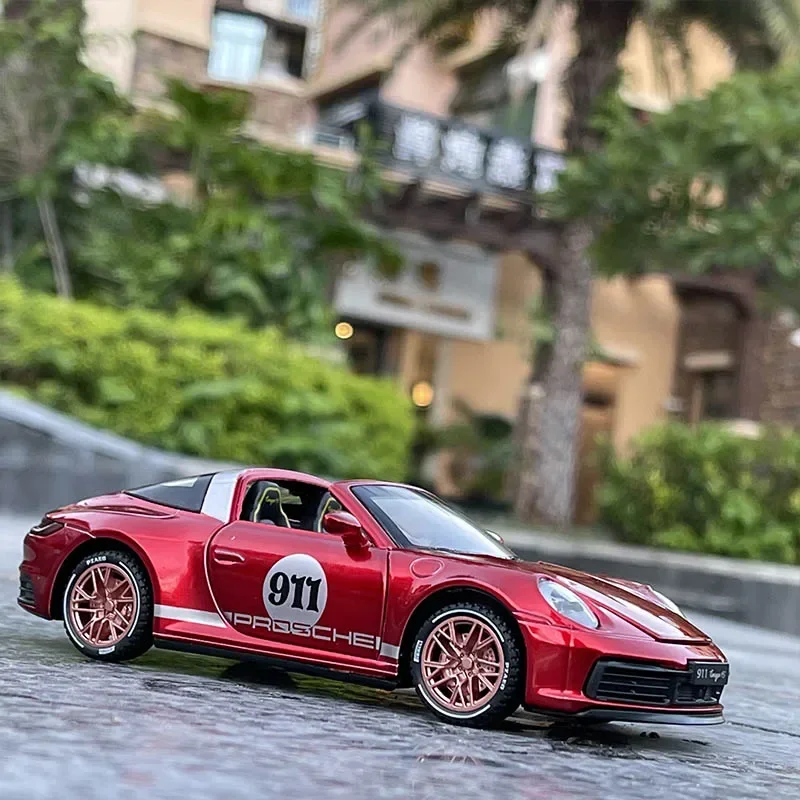 Porsche 911 Convertible TARGA 4S 1/32 Scale Model 3 Porsche 911 Convertible TARGA 4S 1/32 Scale Model - Image 3