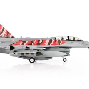 Se32be8a705cf46bdbb30cf4f85ecd399m