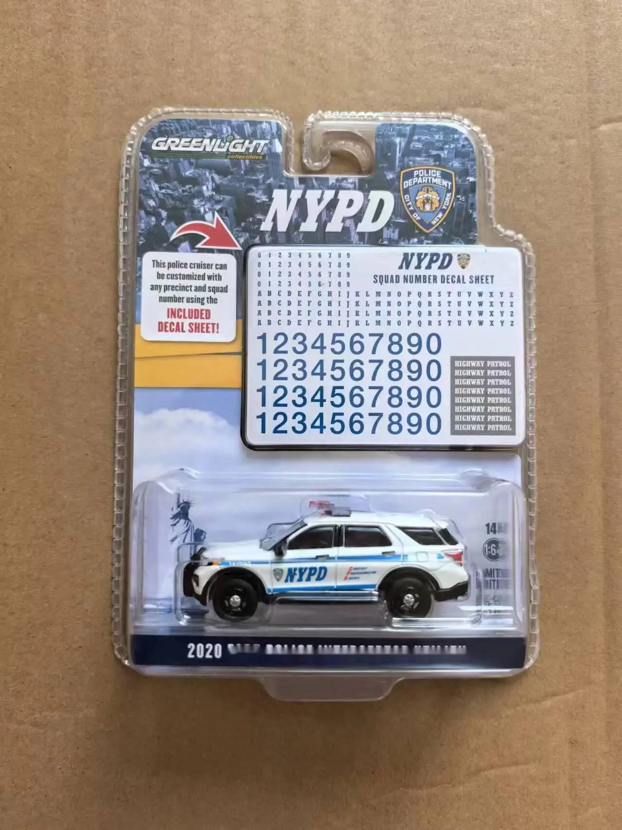 1:64 Scale Alloy Police Car Model 2 1:64 Scale Alloy Police Car Model - Image 2