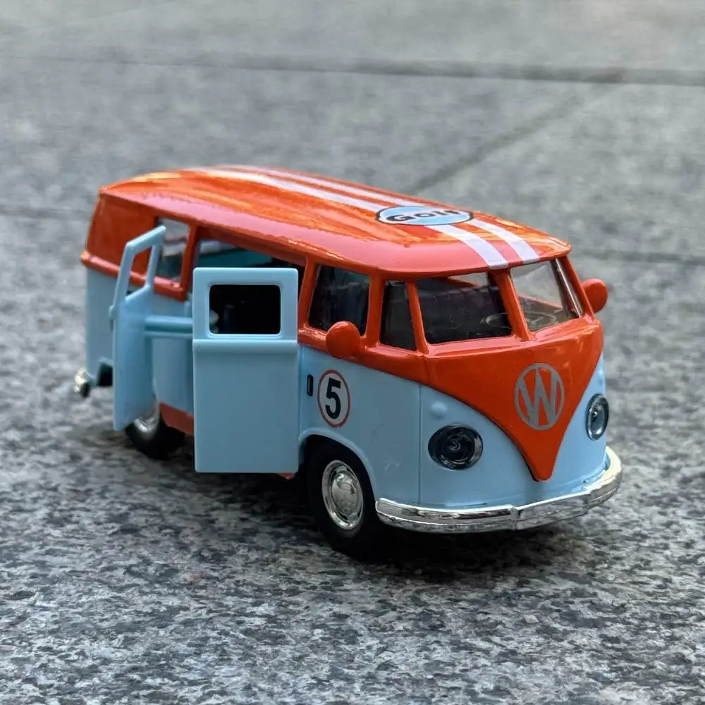 Vibrant 1:36 Scale Diecast Bus Model 2 Vibrant 1:36 Scale Diecast Bus Model - Image 2