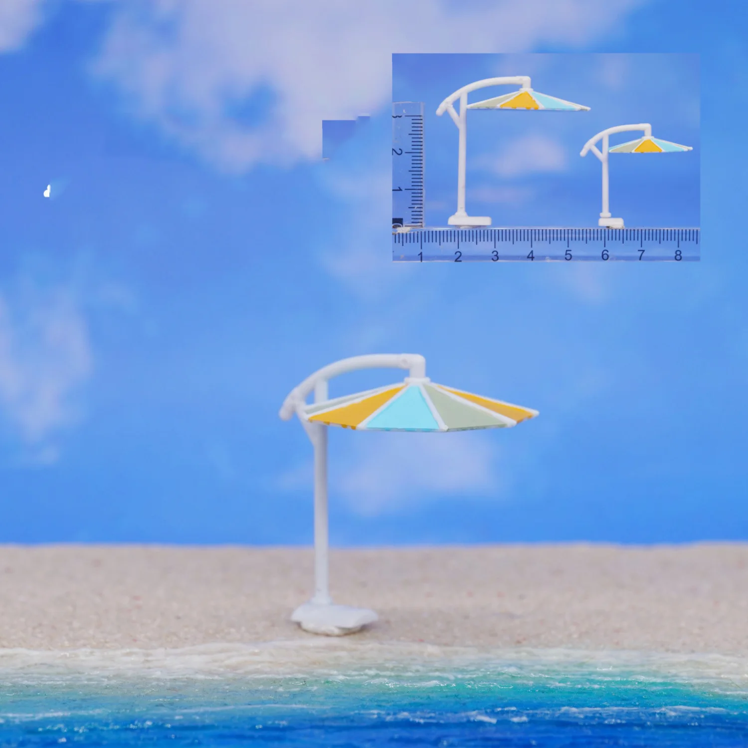 Resin Beach Diorama with Miniature Figures 14 Resin Beach Diorama with Miniature Figures - Image 14