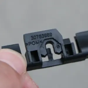 Volvo S60 MK2 V60 Front Windshield Clips Set 11 Seaafda4f24a445e492fcd61ed13afa8d0