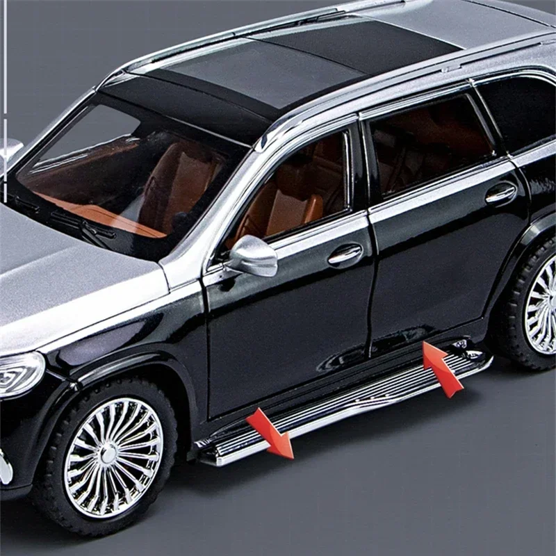 Maybach GLS600 1:24 Diecast Model Car 3 Maybach GLS600 1:24 Diecast Model Car - Image 3
