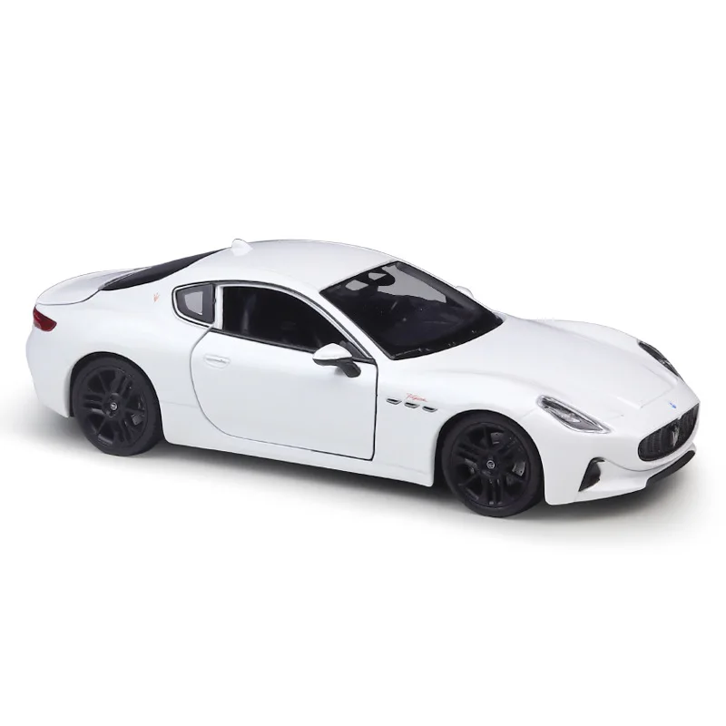 Maserati Granturismo Folgore 1:24 Scale Model Car 5 Maserati Granturismo Folgore 1:24 Scale Model Car - Image 5