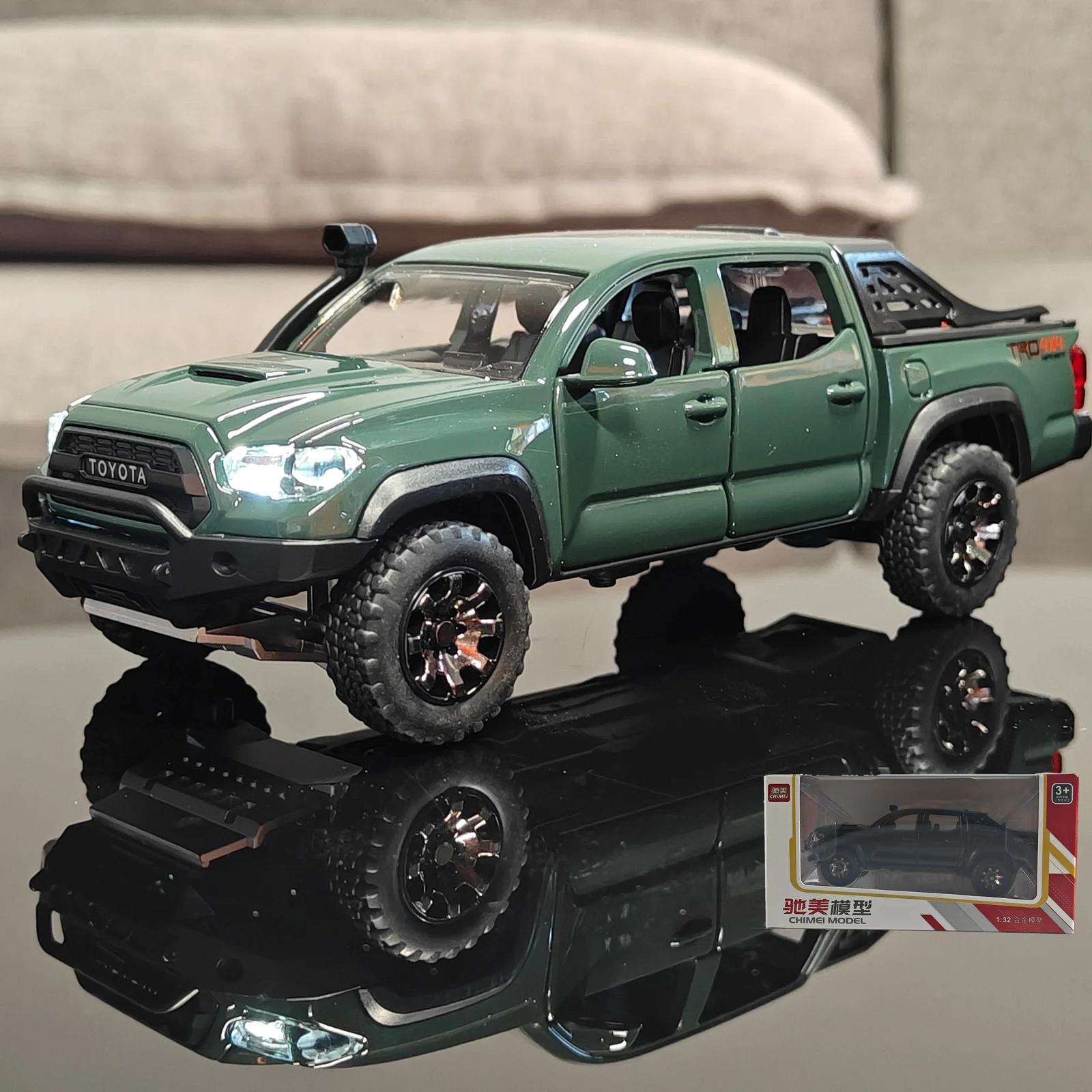 1:32 Scale Toyota Tacoma TRO Pickup Model 14 1:32 Scale Toyota Tacoma TRO Pickup Model - Image 14