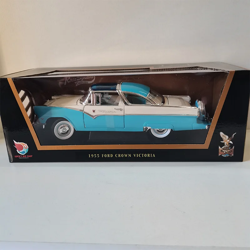 1:18 Scale Diecast 1955 Ford Crown Victoria Model 6 1:18 Scale Diecast 1955 Ford Crown Victoria Model - Image 6