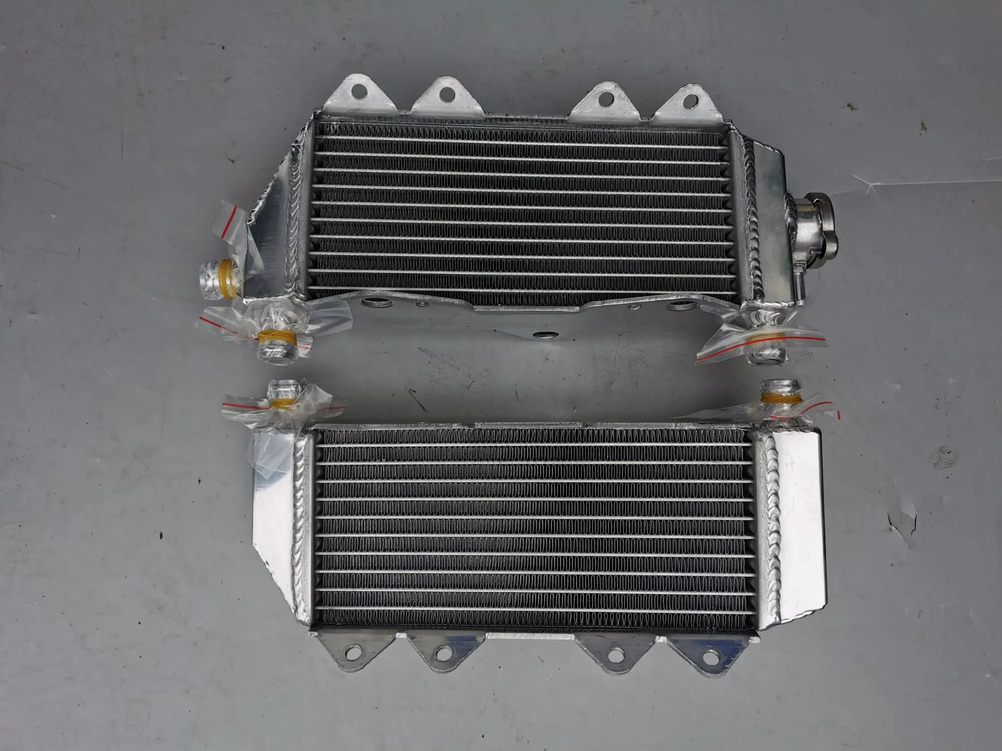 Yamaha YZ250 Aluminum Radiator Upgrade Kit 4 Yamaha YZ250 Aluminum Radiator Upgrade Kit - Image 4