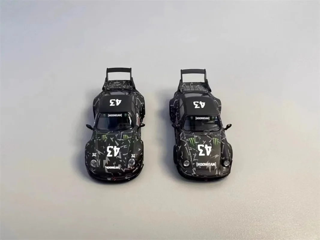 Flame 1:64 Diecast Porsche Model Car Set 5 Flame 1:64 Diecast Porsche Model Car Set - Image 5