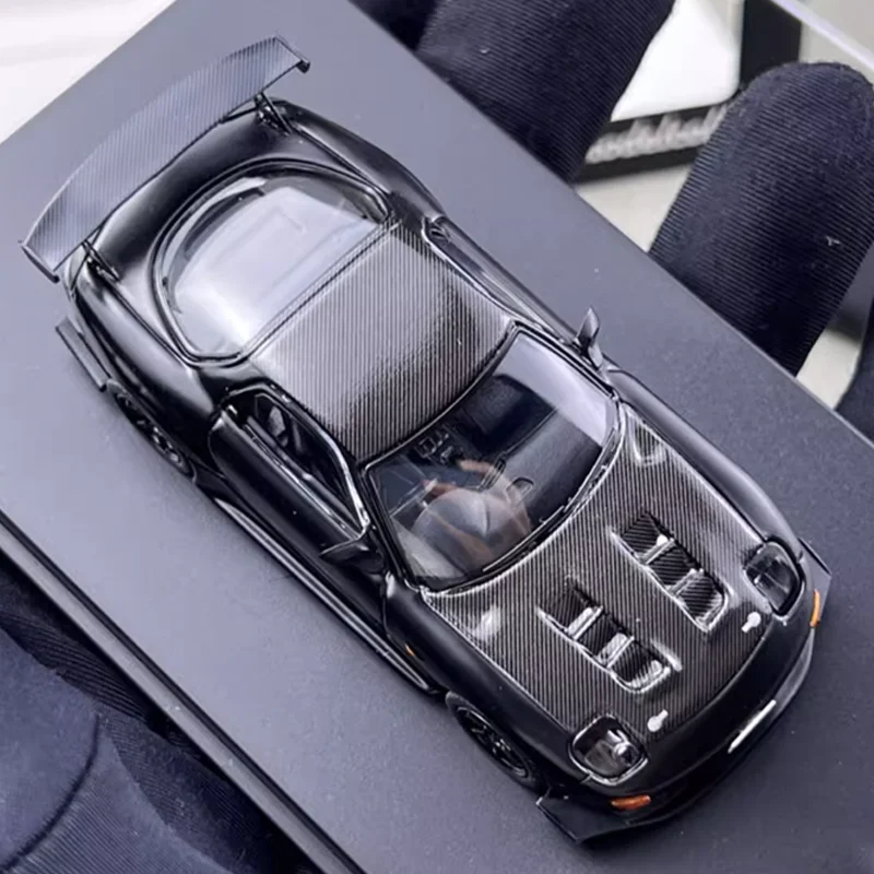 1/64 Scale Mazda RX-7 FD3S Diecast Model 3 1/64 Scale Mazda RX-7 FD3S Diecast Model - Image 3