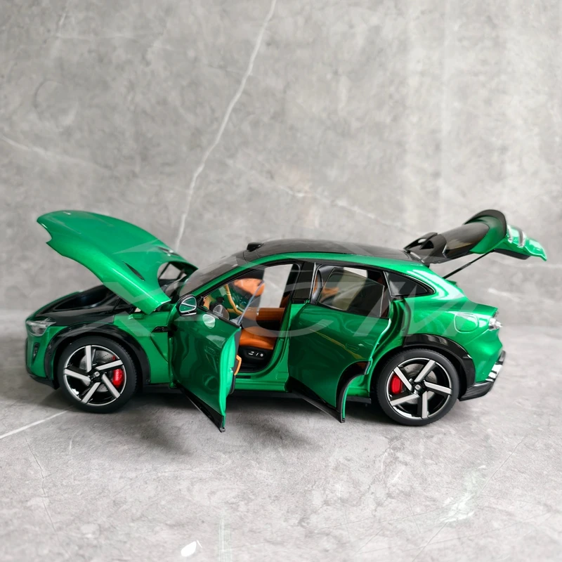 1/18 Diecast Model Car YU7 Metallic Green 10 1/18 Diecast Model Car YU7 Metallic Green - Image 10