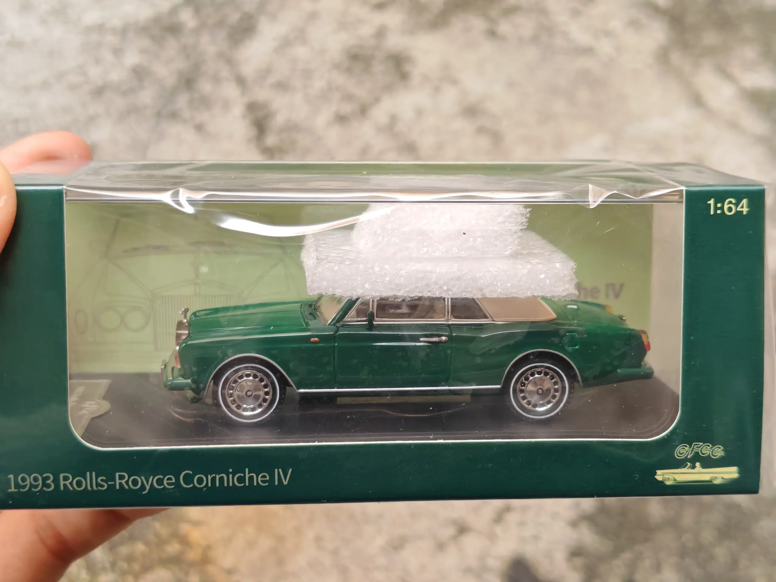 Rolls Royce Corniche IV 1:64 Scale Model 8 Rolls Royce Corniche IV 1:64 Scale Model - Image 8