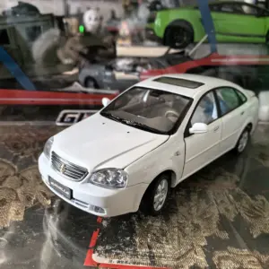 1/18 Buick Excelle Diecast Model Silver Finish 17 Sfcf61a7d6655422c963bef0ea7d172249