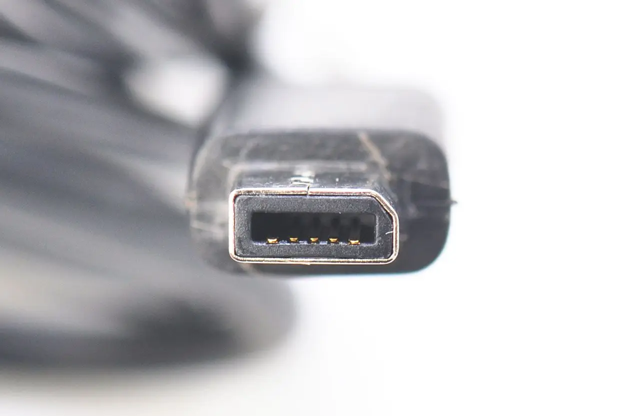 Mini USB SYNC & CHARGER Cable for HTC Devices 5 Mini USB SYNC & CHARGER Cable for HTC Devices - Image 5