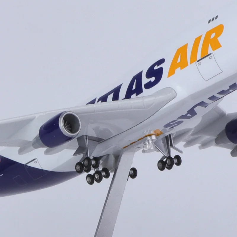 B747 Atlas Air Aircraft Model 1:150 Scale 5 B747 Atlas Air Aircraft Model 1:150 Scale - Image 5