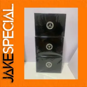 Flaws 1/18 Scale Diecast Mercedes-Benz Model