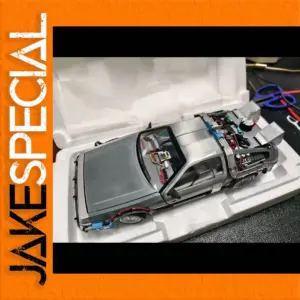 Die-Cast 1:18 DeLorean Model Car