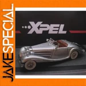 Mercedes Benz 500K 1:24 Diecast Model Silver