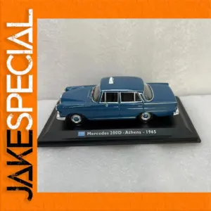 1:43 Scale Mercedes 200D Classic Model