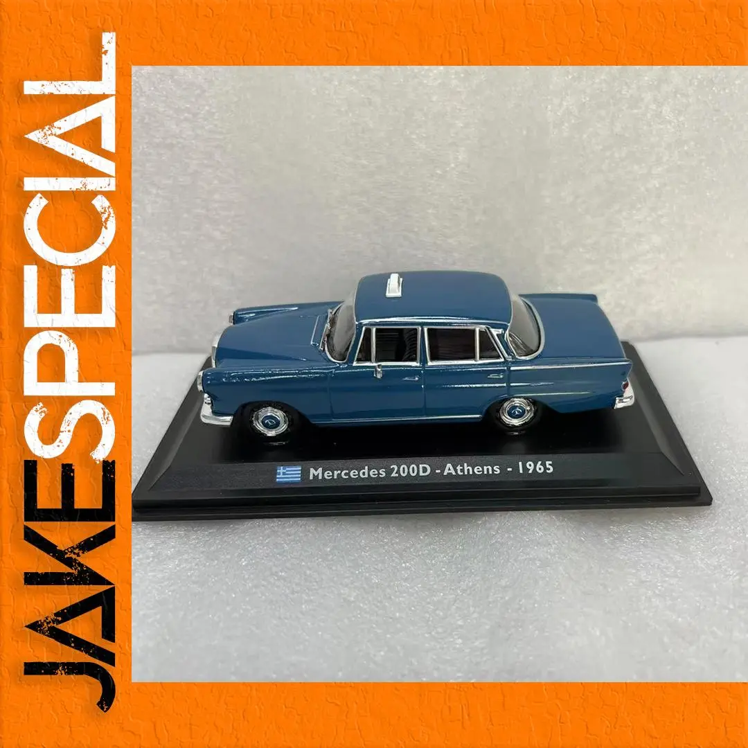 1:43 Scale Mercedes 200D Classic Model 1 1:43 Scale Mercedes 200D Classic Model
