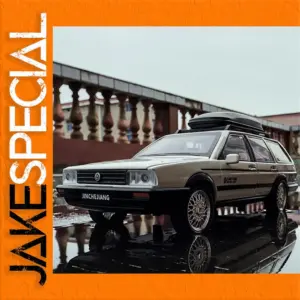 1/32 Scale Santana Avant Station Wagon Model