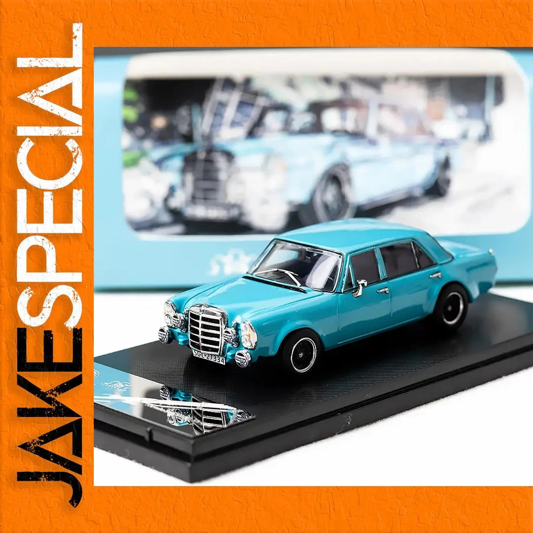 Liberty 64 1:64 Scale 300 SEL Diecast Model 1 Liberty 64 1:64 Scale 300 SEL Diecast Model